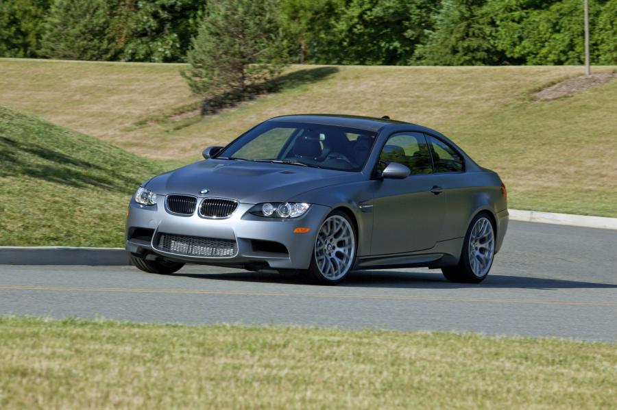  BMW M3 Frozen Gray Coupe 2011 года  (фото 6 из 21)